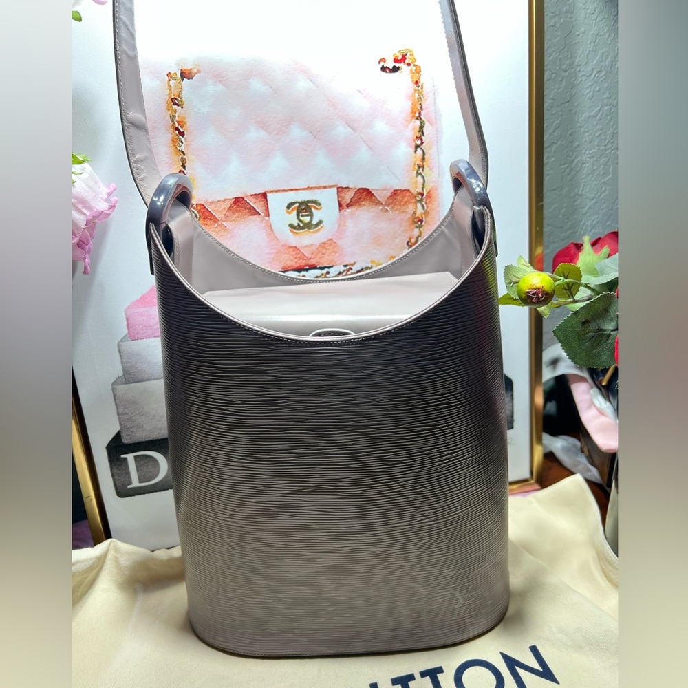 Louis Vuitton Gray/Taupe Epi Leather Sac Verse Bag - Picture 12 of 14